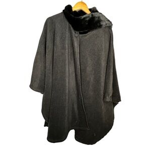 Dillard's‎ Black Wrap